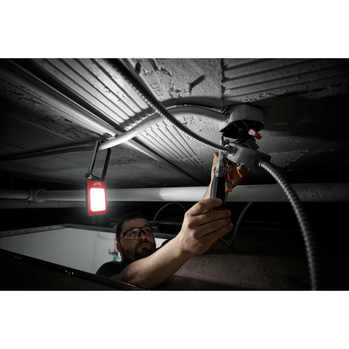 Milwaukee Tool | ミルウォーキーツール バッテリー内蔵式 折り畳みワークライト IR FFL - 0 APJ - MisakaZoo