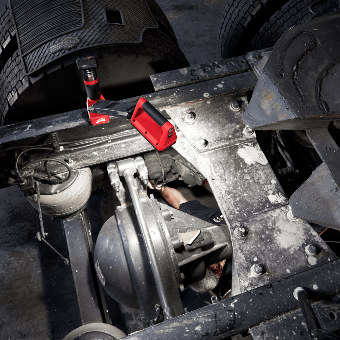 「本体のみ」 Milwaukee Tool|ミルウォーキーツール M12 マグネットアンダーライト M12 UCL - 0 APJ - MisakaZoo