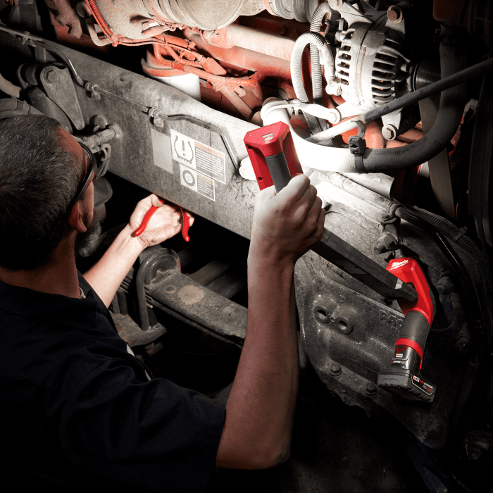 「本体のみ」 Milwaukee Tool|ミルウォーキーツール M12 マグネットアンダーライト M12 UCL - 0 APJ - MisakaZoo