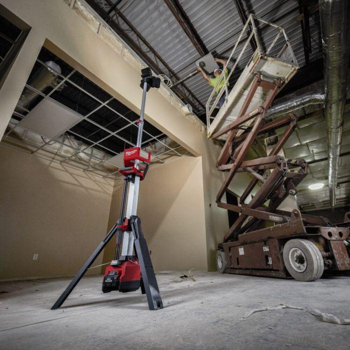 「本体のみ」 Milwaukee Tool|ミルウォーキーツール M18 充電機能付きスタンドライト M18 HOSALC - 0 JP - MisakaZoo