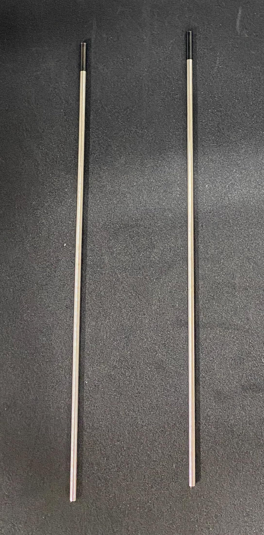 [MisakaZoo 2本入 MO-Pack] エクセル貿易 くろたん TIG溶接用1％ランタナ入り タングステン電極棒 φ2.4×150mm - MisakaZoo
