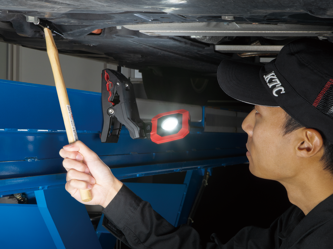 [AL812L] KTC(京都機械工具)充電式LEDクランプライト（最大1,600lm） 単品1本