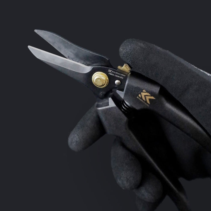 [FM04-180NL-BG] KUROKIN 黒金(Black & Gold) 電工ストレートバサミ ロック付 単品1丁 - MisakaZoo