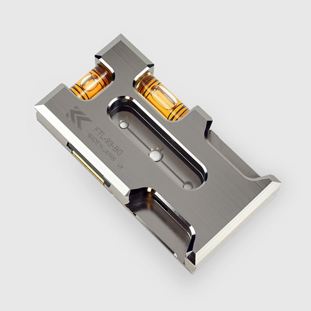 [FTL-93-BG] KUROKIN 黒金(Black & Gold) アルミ水平器（スイッチボックス用） 単品1個 - MisakaZoo