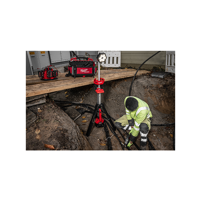 "Bare-Tools"Strumento Milwaukee|Strumento Milwaukee M18 Lampada da supporto M18 SAL2-0 APJ